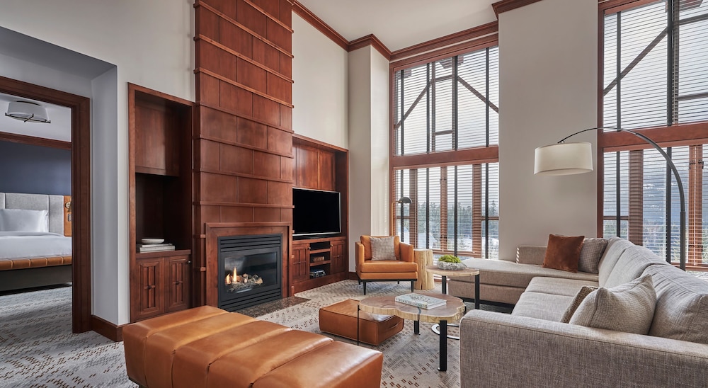 Four Seasons Resort Whistler 62/100