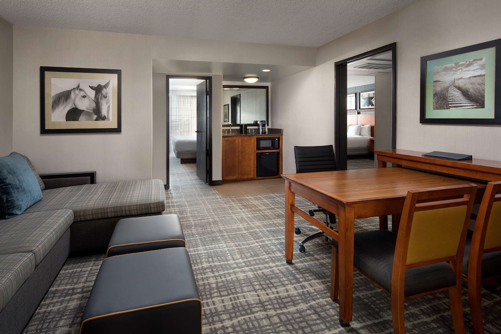 Embassy Suites Austin Central 39/67