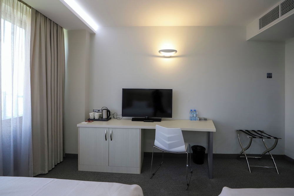 President Hotel 43/55