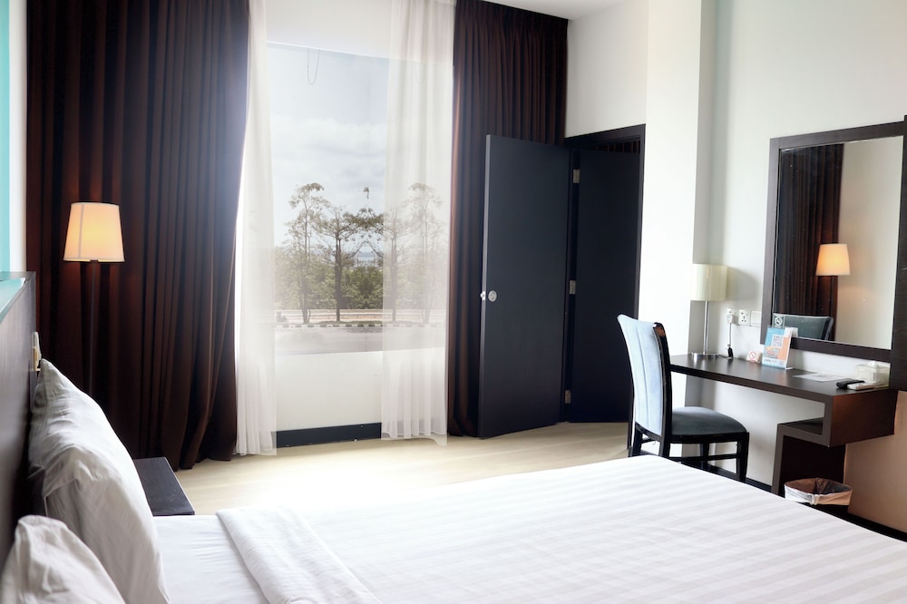 Kings Hotel Nagoya Batam 10/50