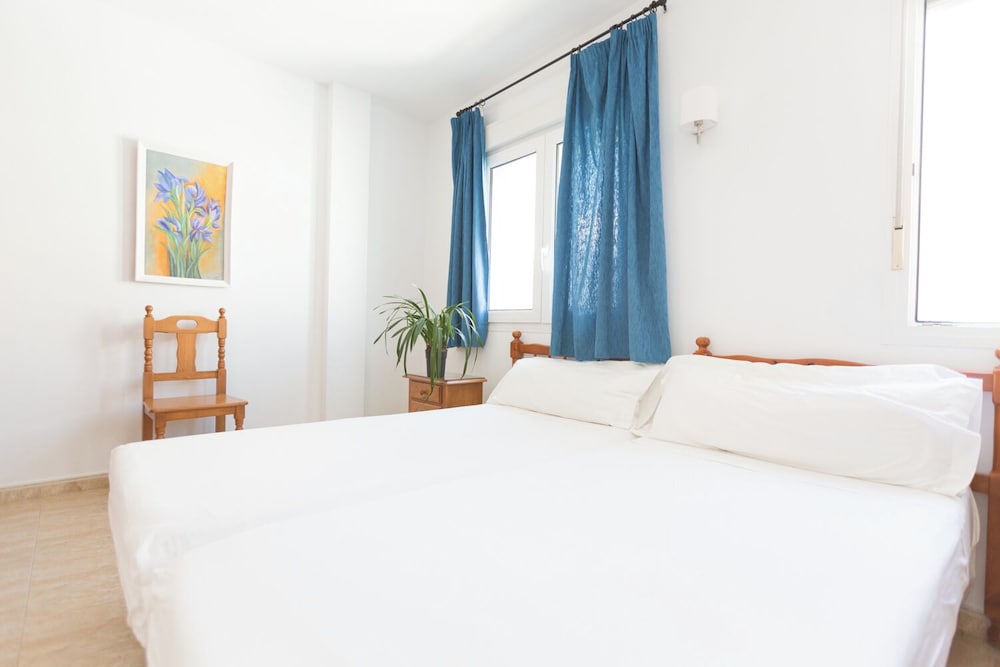 Hotel Mediterraneo 2/50