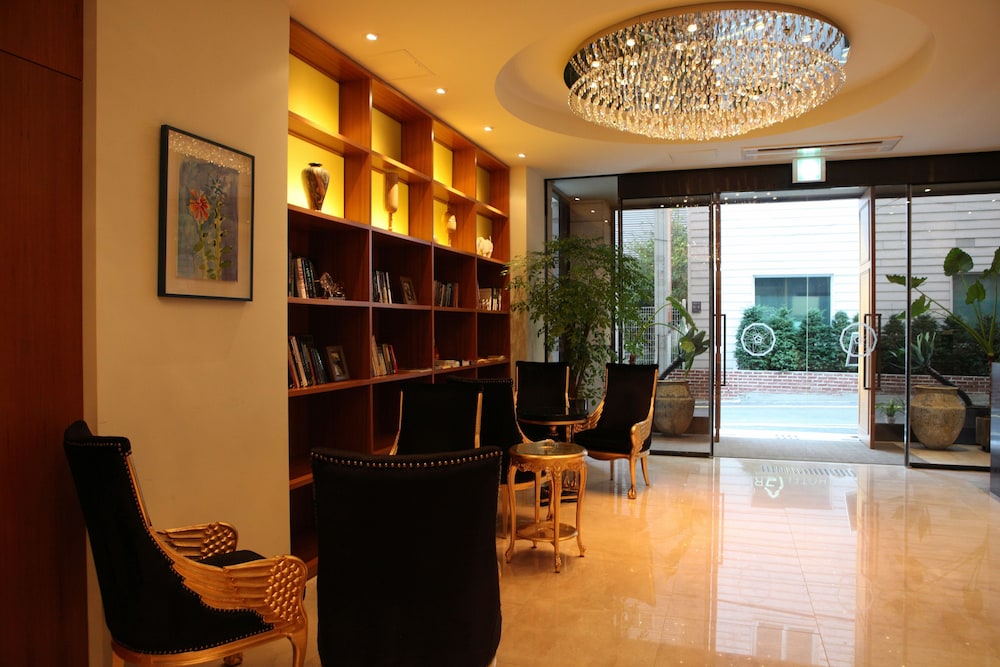 Hotel Grammos 36/43