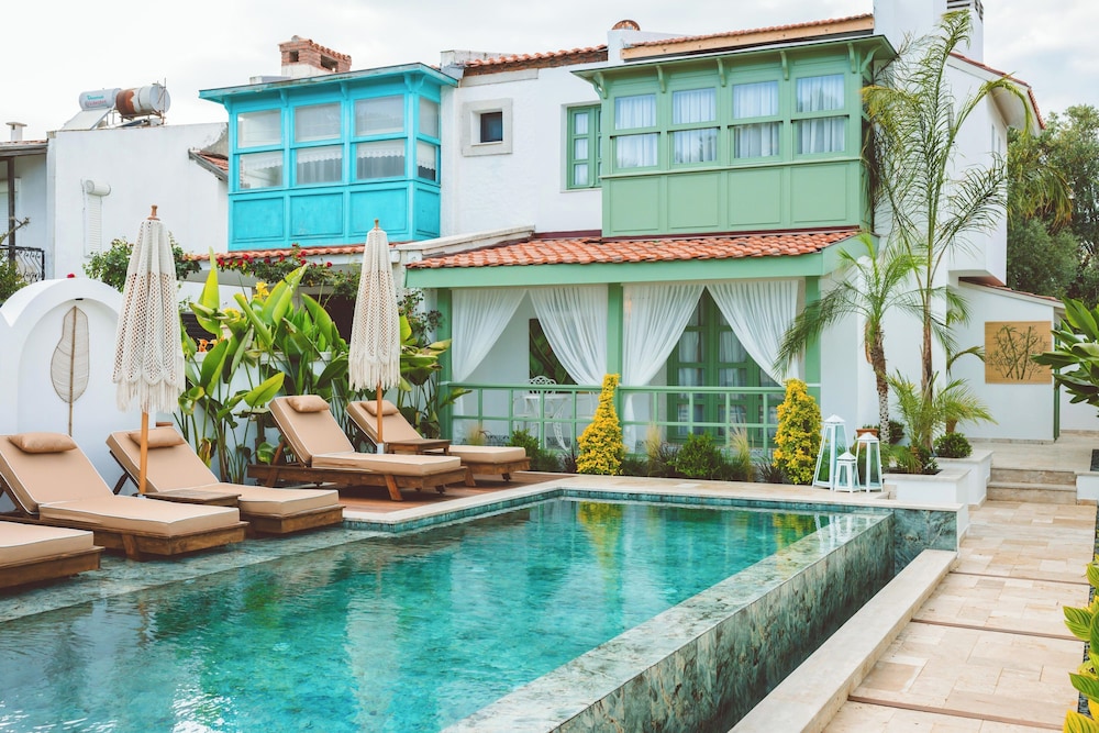 Palas Alacati - Adults Only 1/50