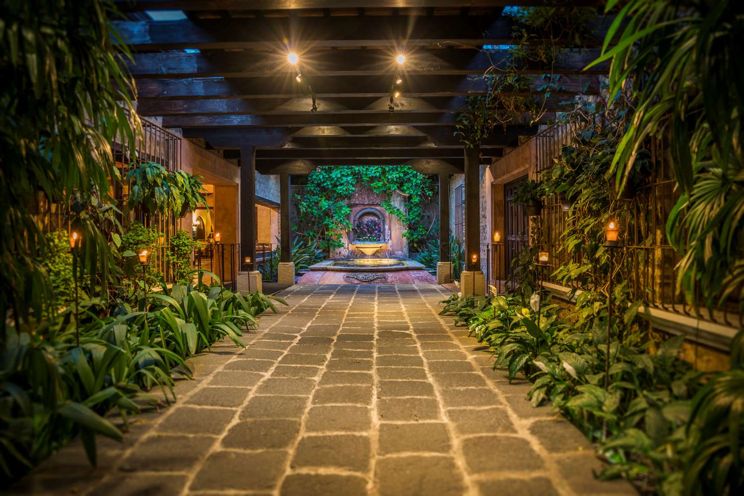 Porta Hotel Antigua 57/58