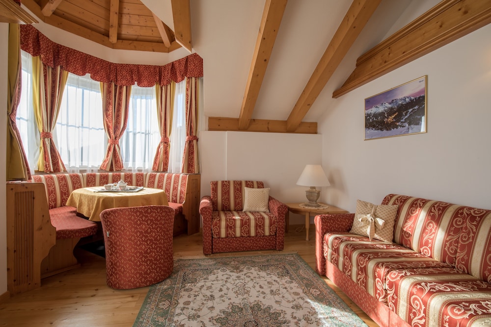Hotel Chalet all Imperatore 46/64