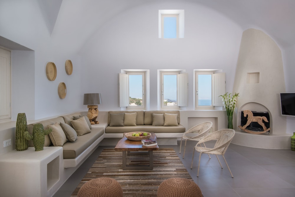 White & Co. Exclusive Island Villas 23/45