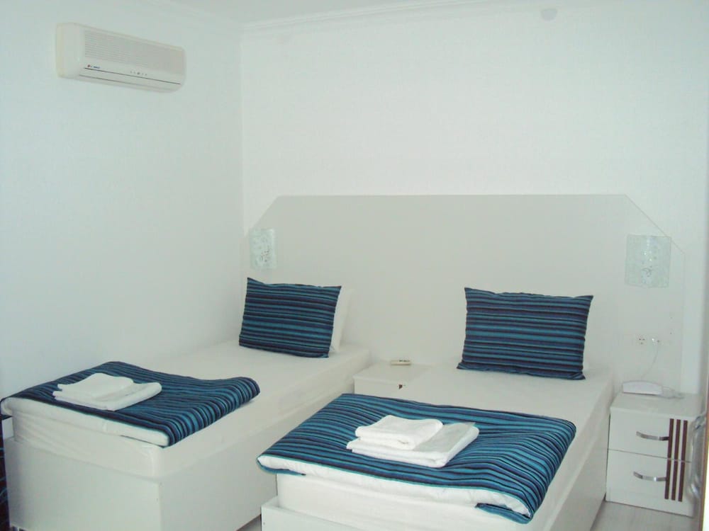 Teos Hotel 17/37