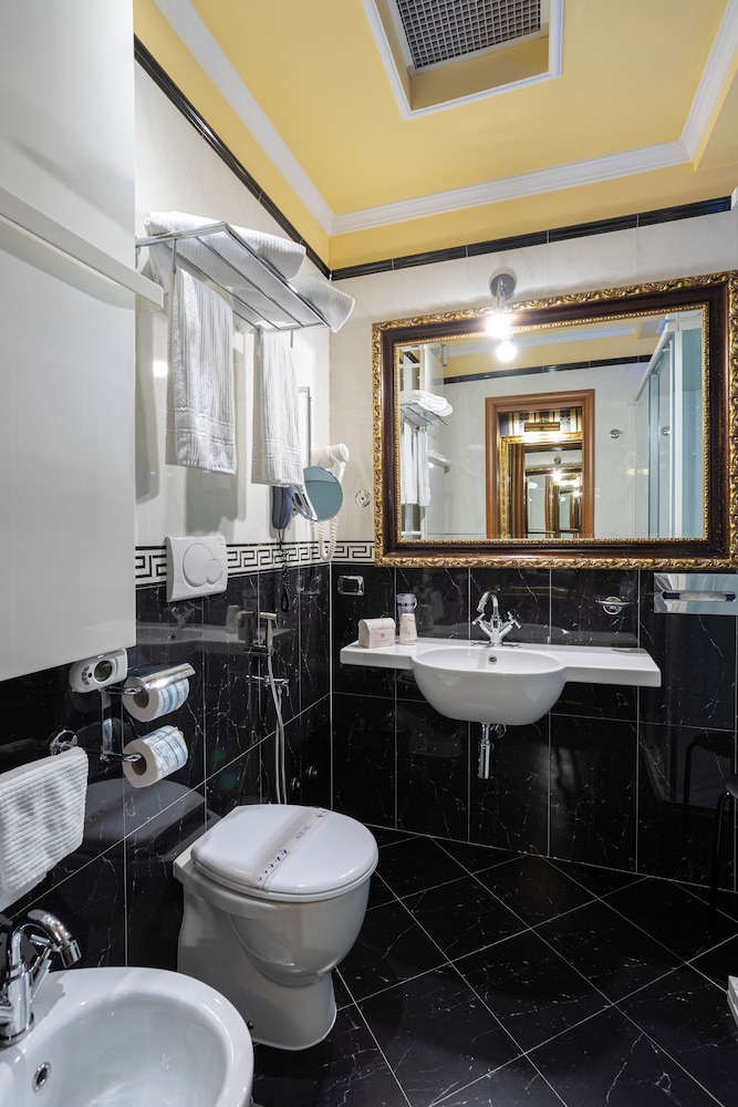 Hotel Manfredi Suite in Rome 94/94