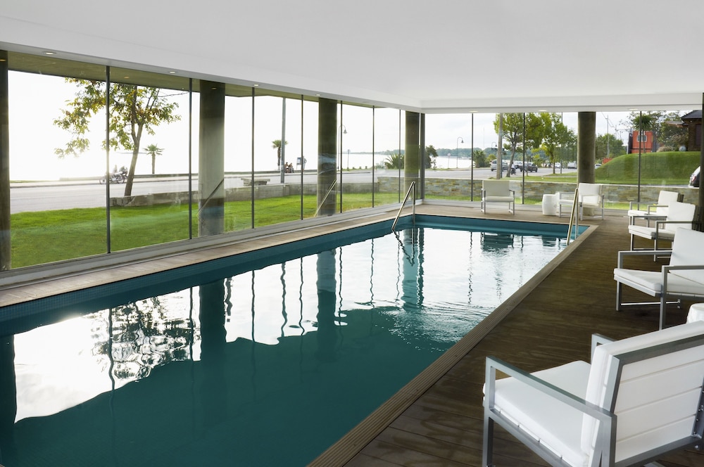 swimming pool spa