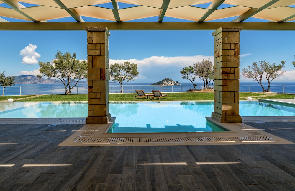 Artina Luxury Villa 13/50