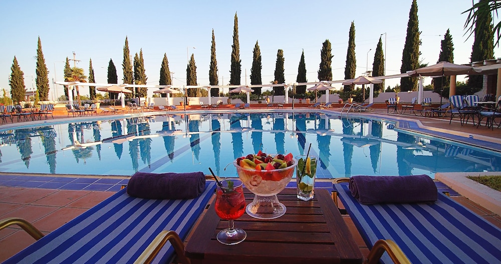 Hotel Kouros 50/61