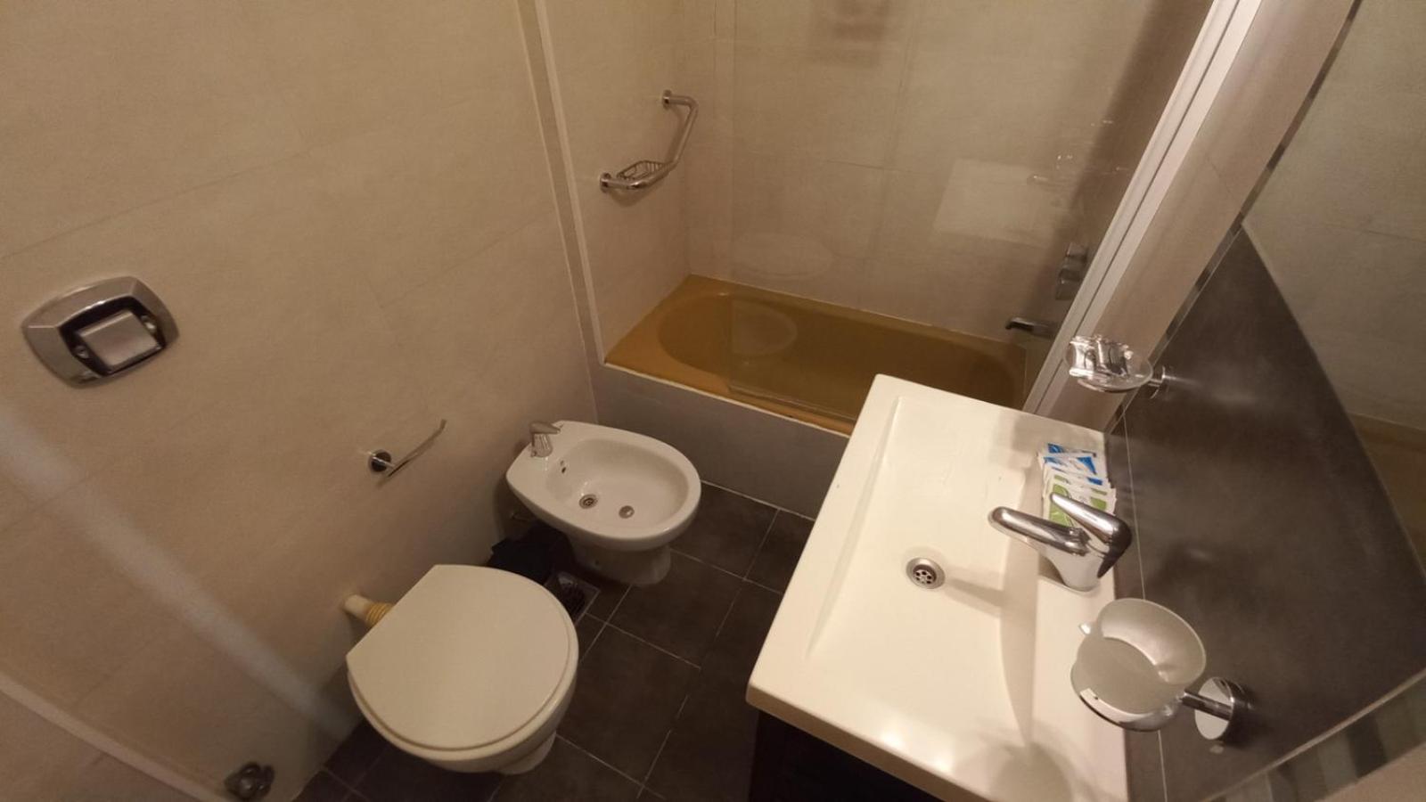 Costanera Hotel 49/52