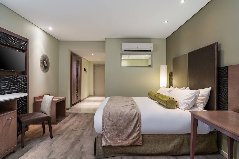 Protea Hotel By Marriott Upington 10/46