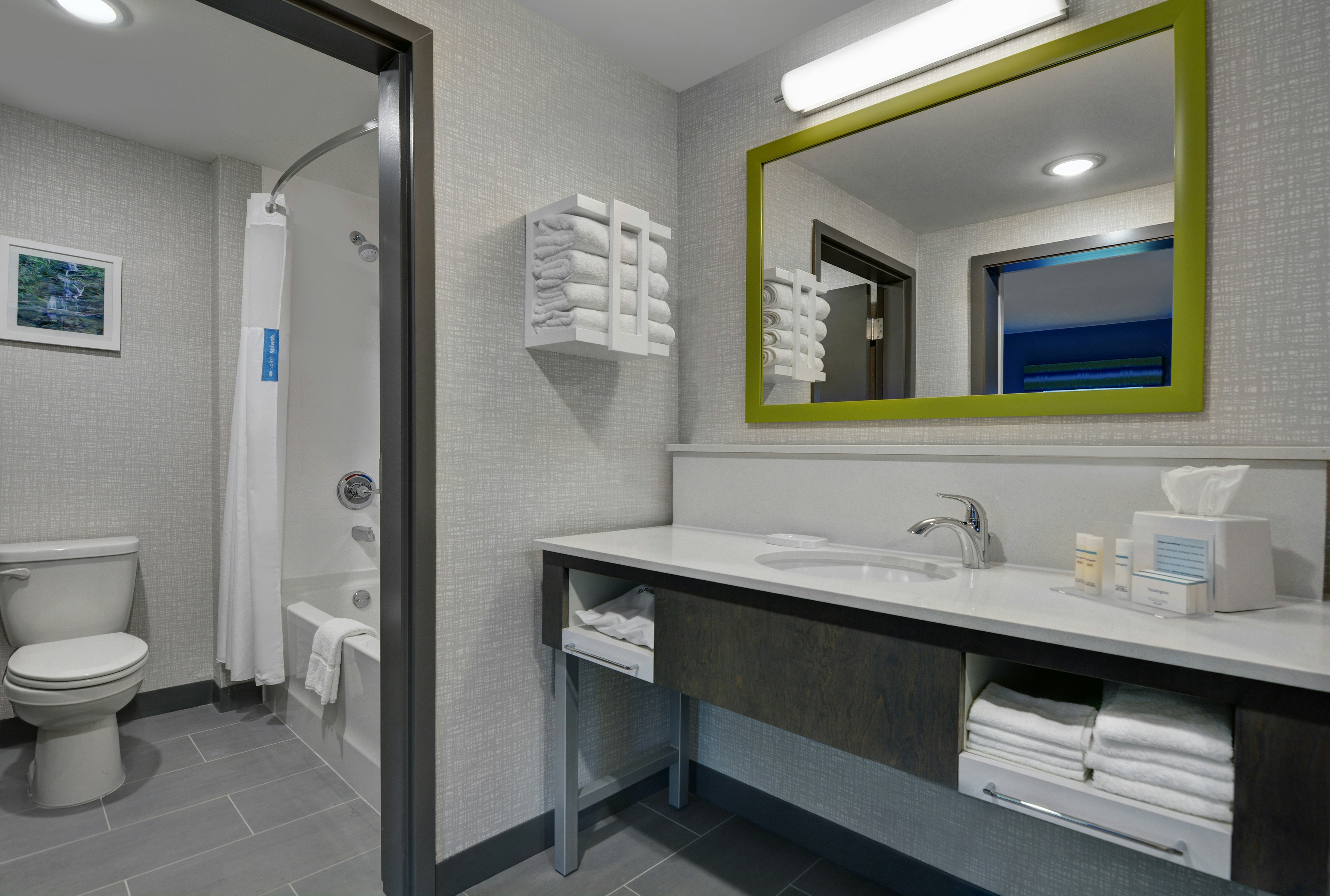 غرفة بسرير كينج لذوي الإعاقة، Hampton Inn Suites Macclenny I 10 2/2