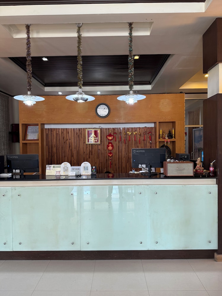 Cactus Resort & Hotel 13/65
