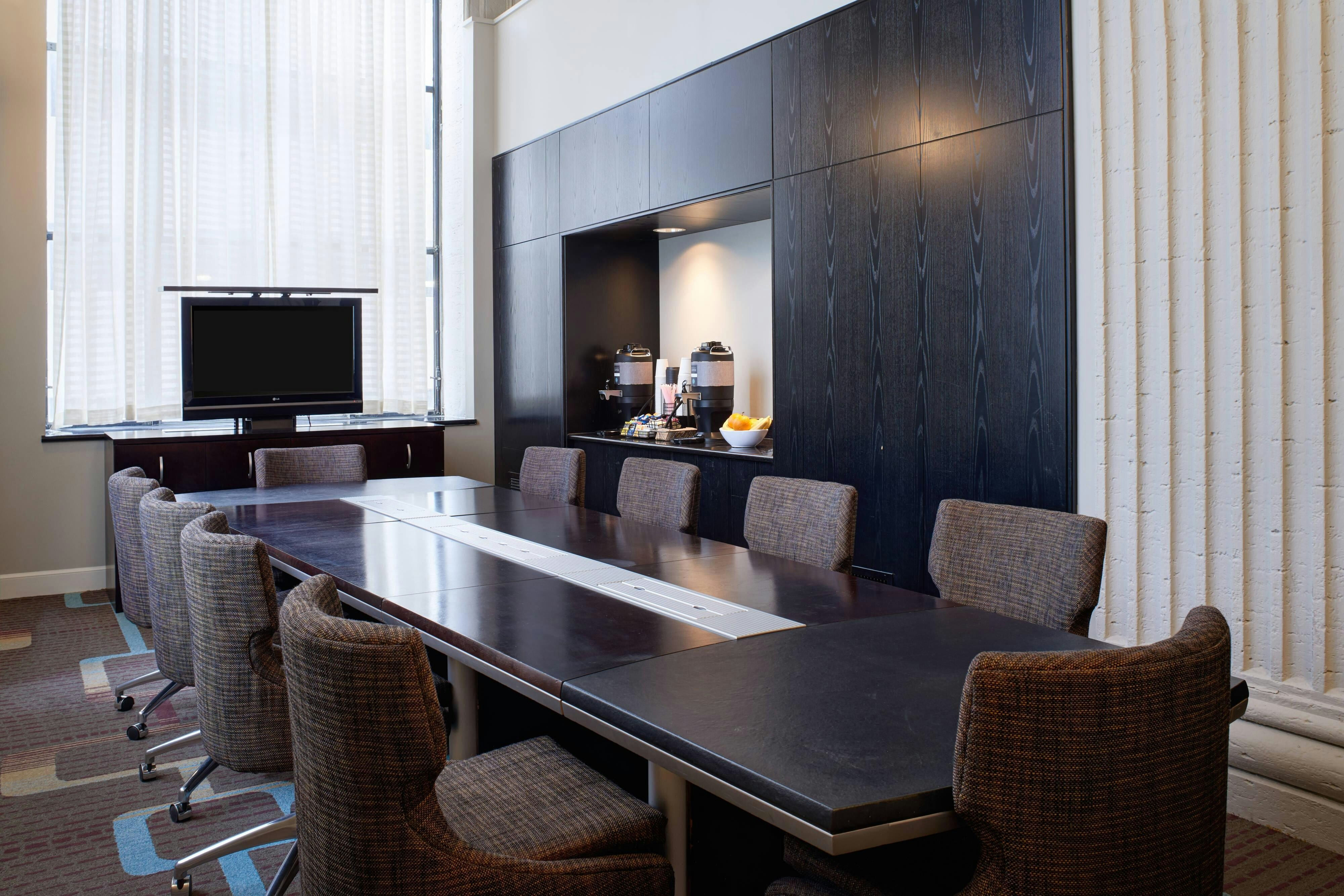 Residence Inn by Marriott Columbus Downtown 10/11