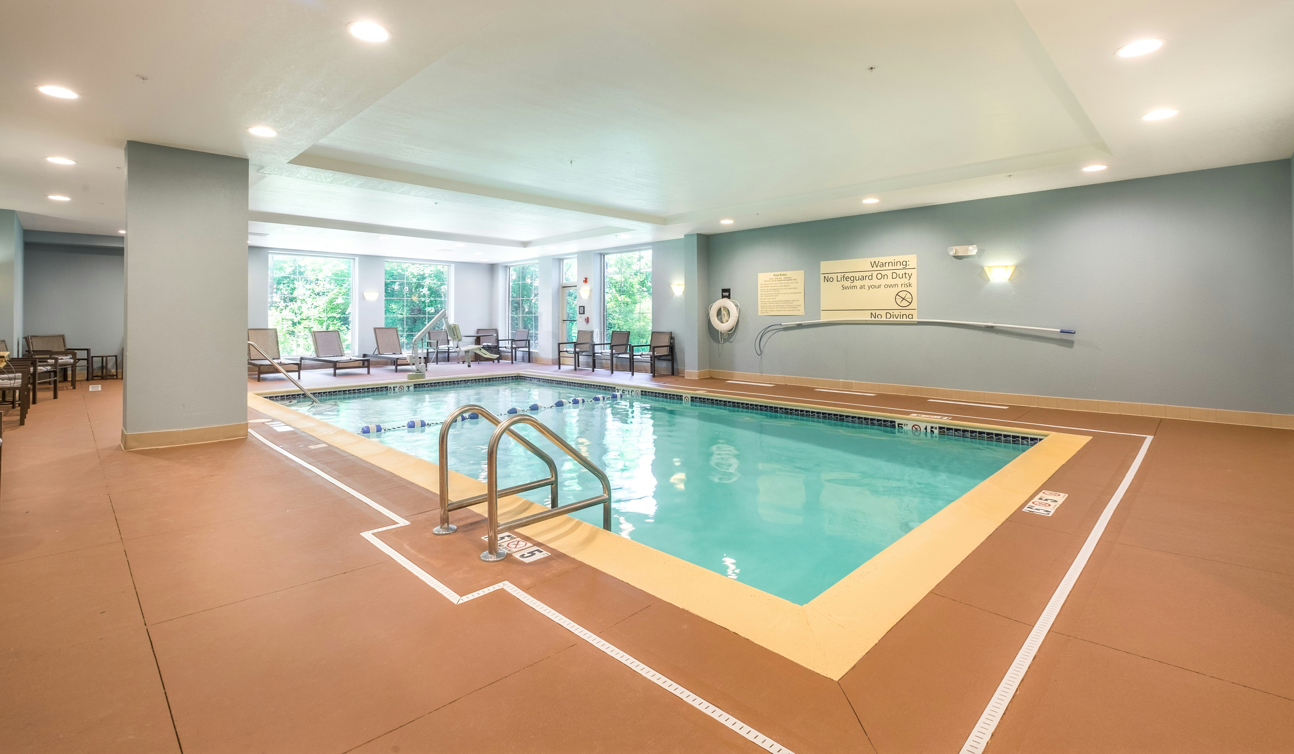 Hampton Inn Waterville 25/55