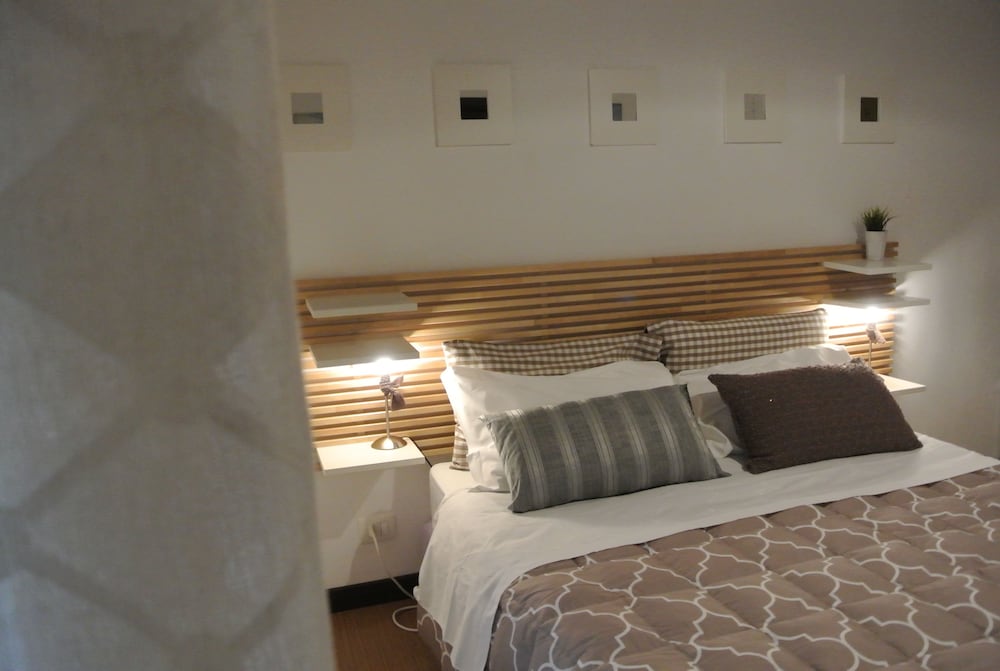 ROOM, DOUBLE BED, BALCONY