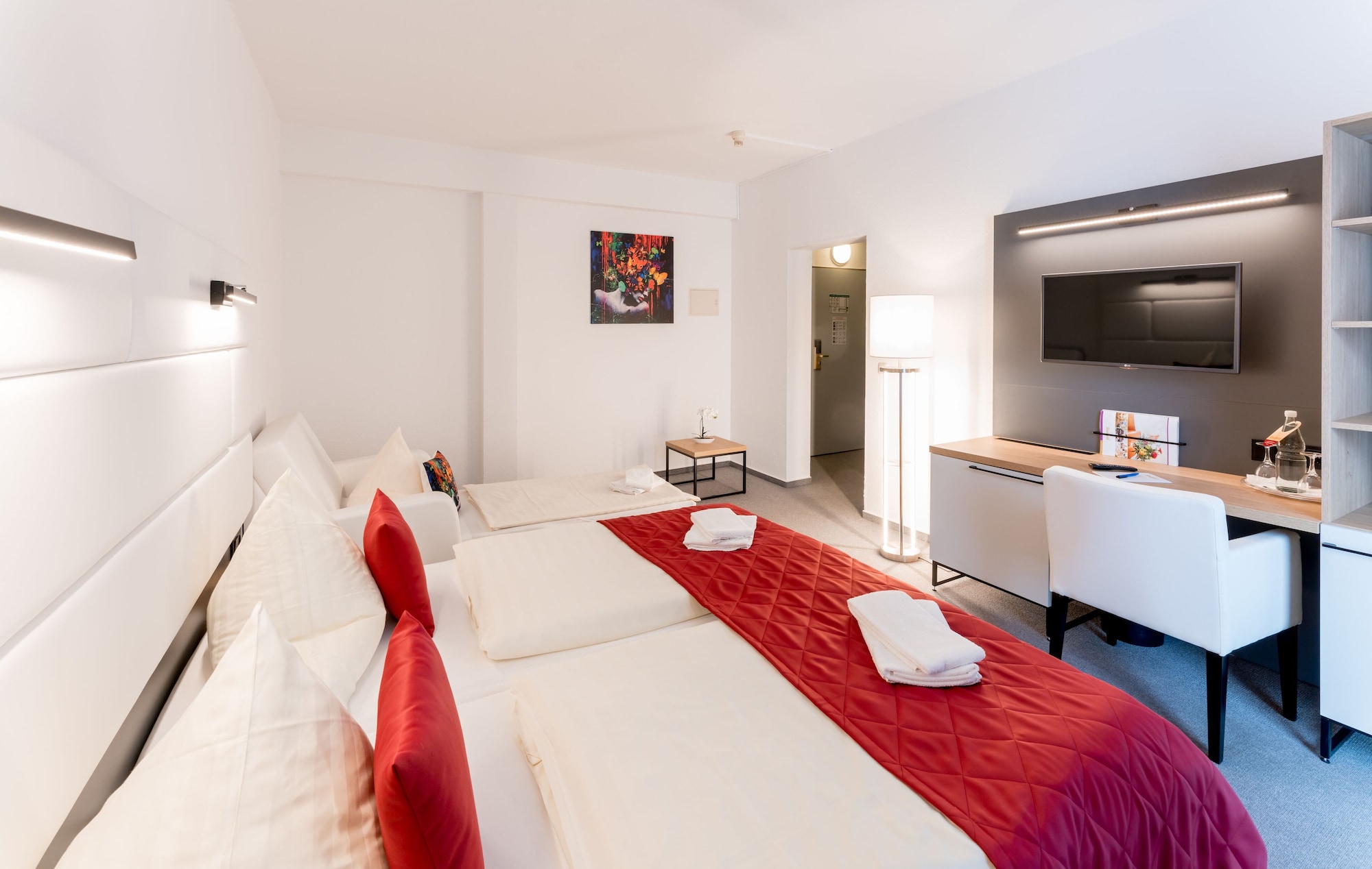 Room, Triple, Double Bed, Sofa
