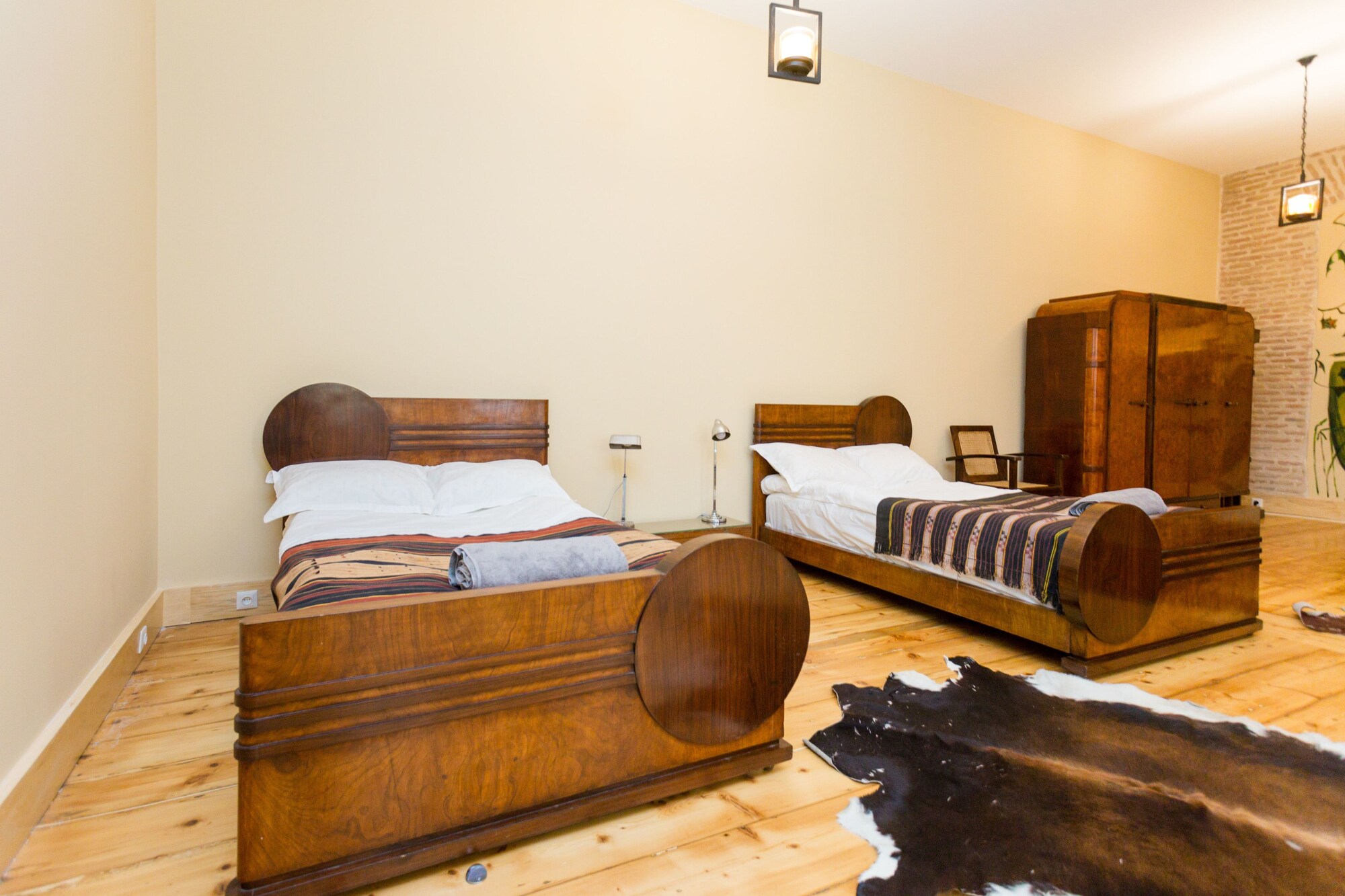 LUXURY, QUADRUPLE, 1 QUEEN AND 2 DOUBLE BEDS, CITY VIEW, EXECUTIVE LEVEL