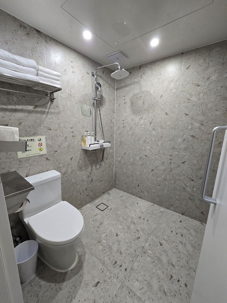 Hotel the Grang Seogwipo 49/55