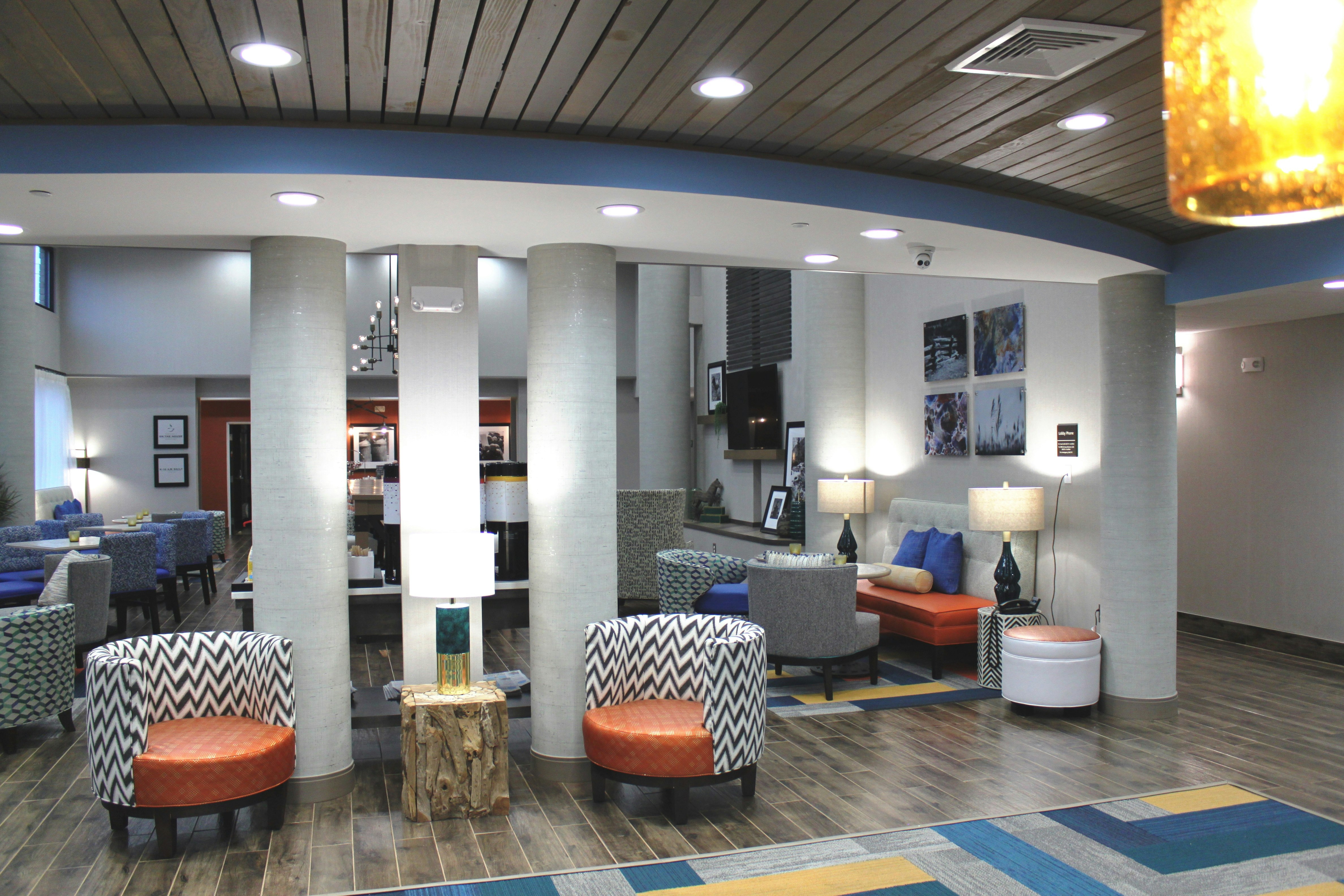 Hampton Inn Forsyth Ga 30/46
