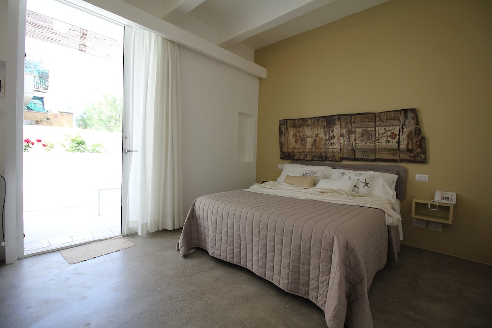 ROOM, DOUBLE BED, GARDEN VIEW