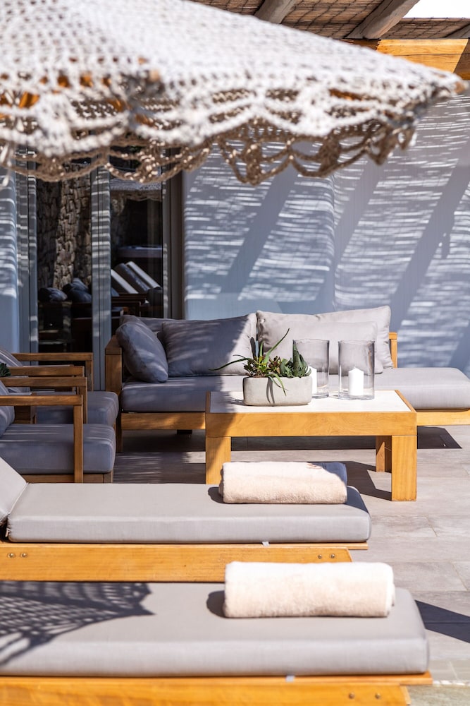 M Mykonos Villas 14/50