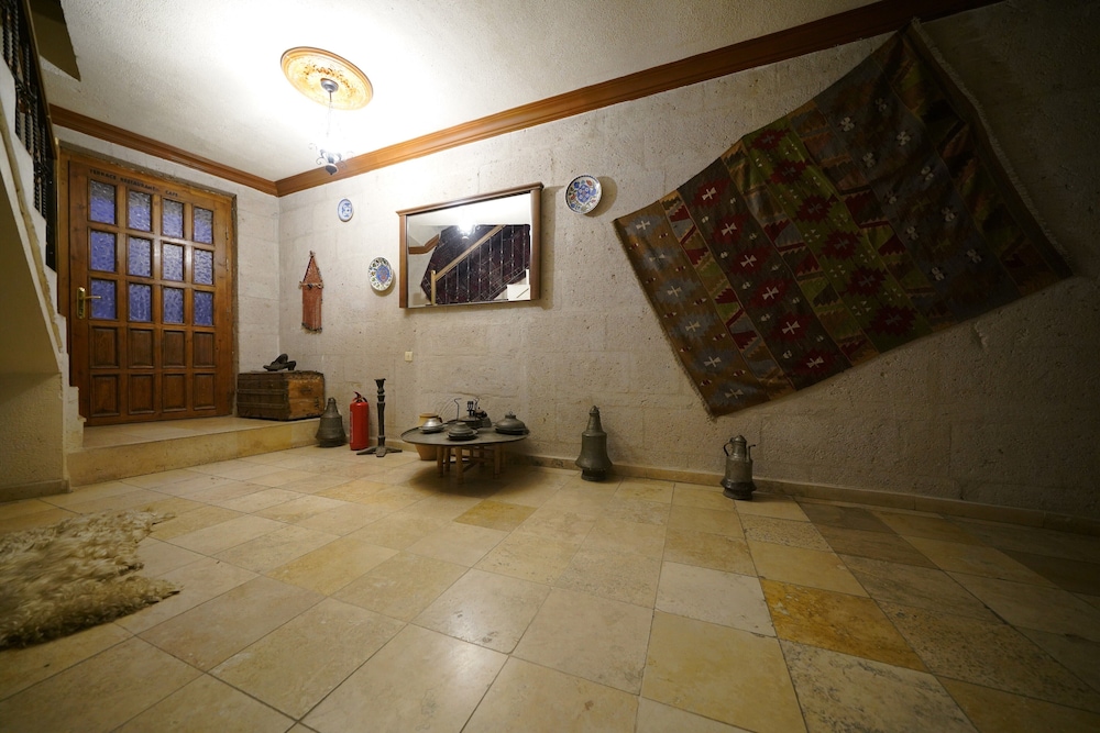 Arch Palace Hotel 8/49