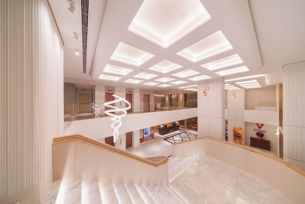 Shenzhen Tower Hotel 37/61