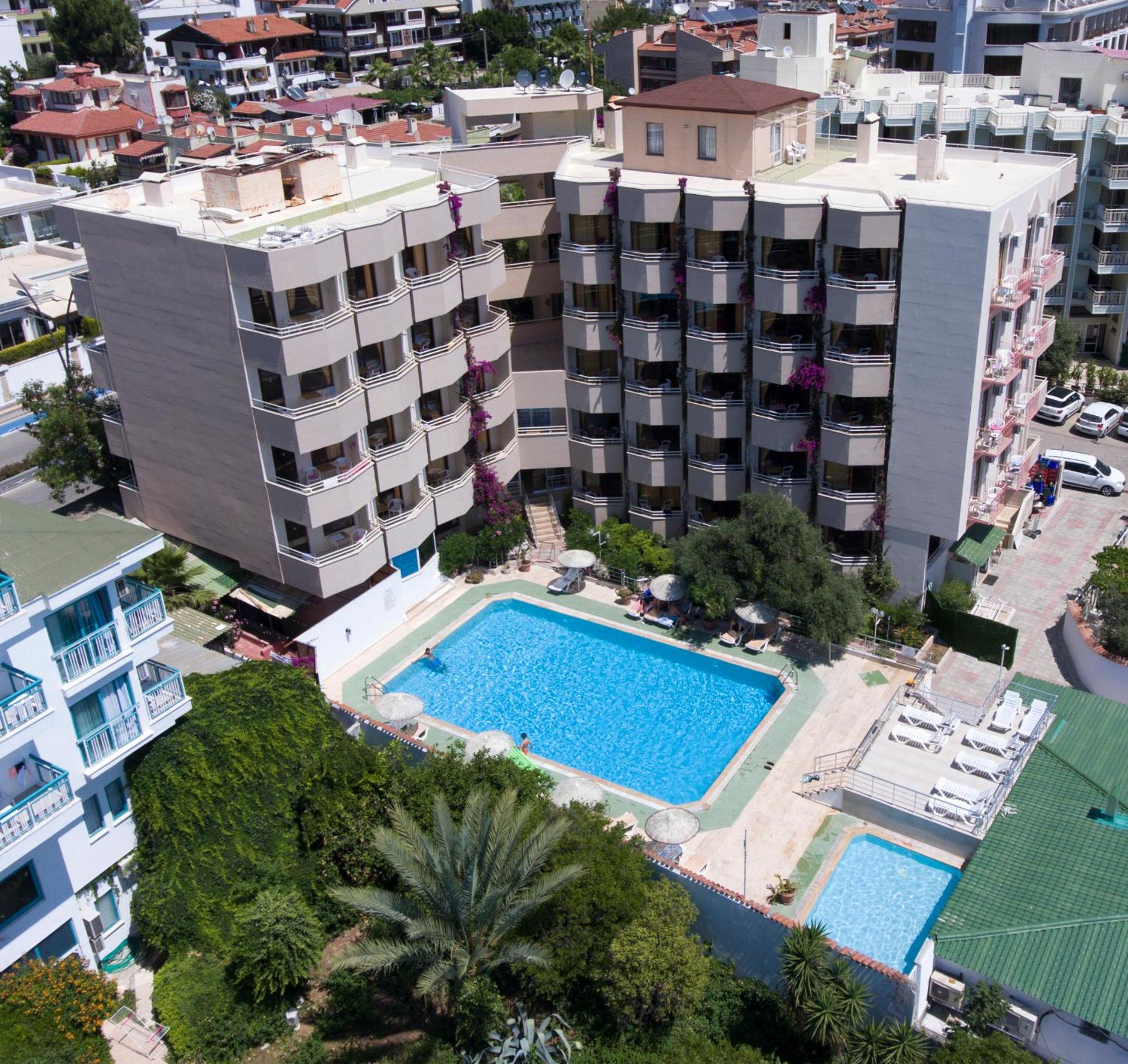 Amos Hotel 3/54