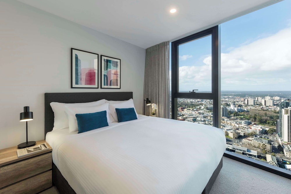 Avani Melbourne Central Residences 30/76
