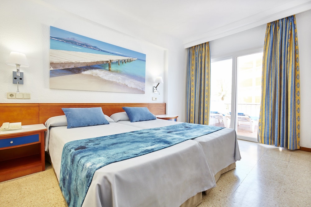 Universal Hotel Romantica 18/63