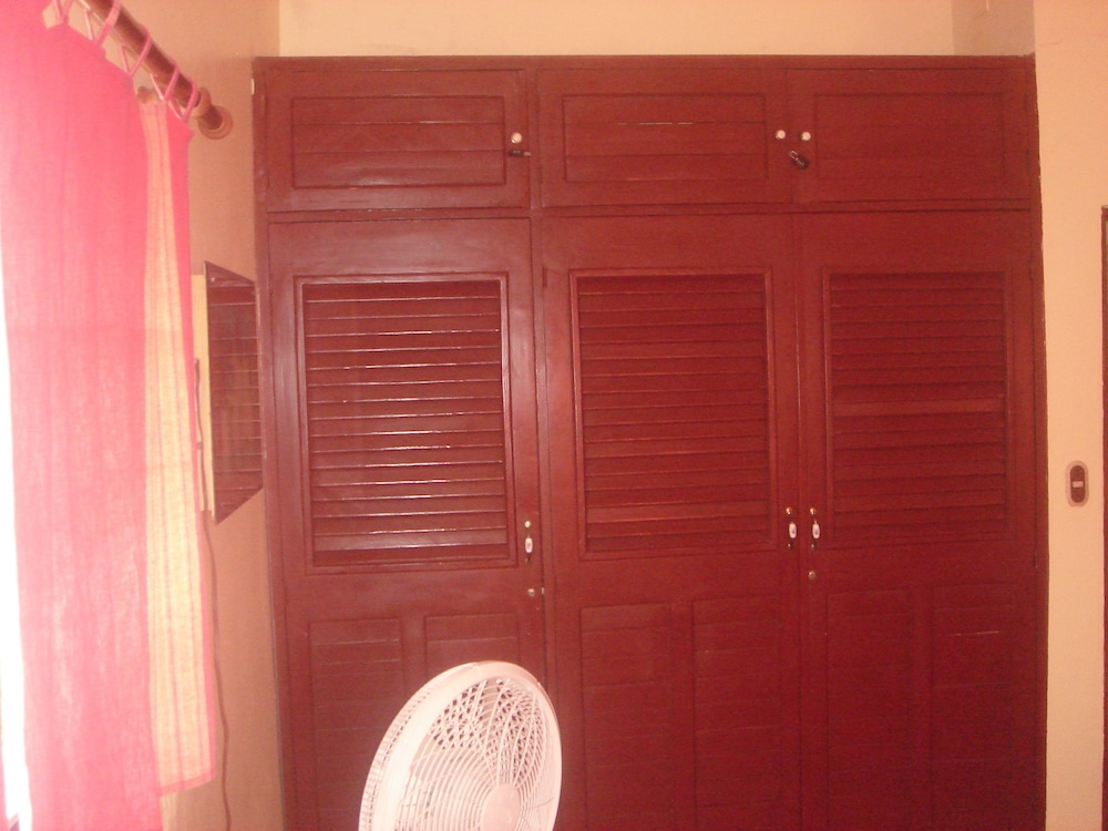 Dre Broeders rent apartments Juan Dolio 17/35