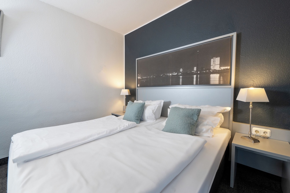 STANDARD, DOUBLE BED