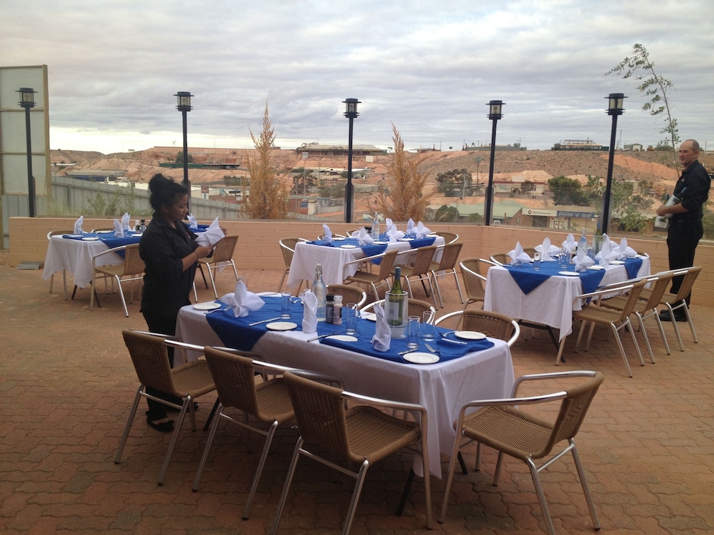 Desert Cave Hotel 27/50