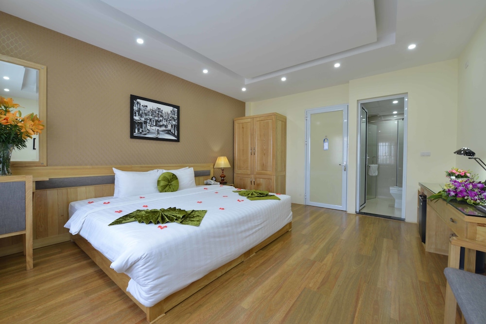 Blue Hanoi Inn Hotel 34/63
