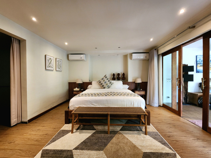 3 Bedrooms, Private Pool