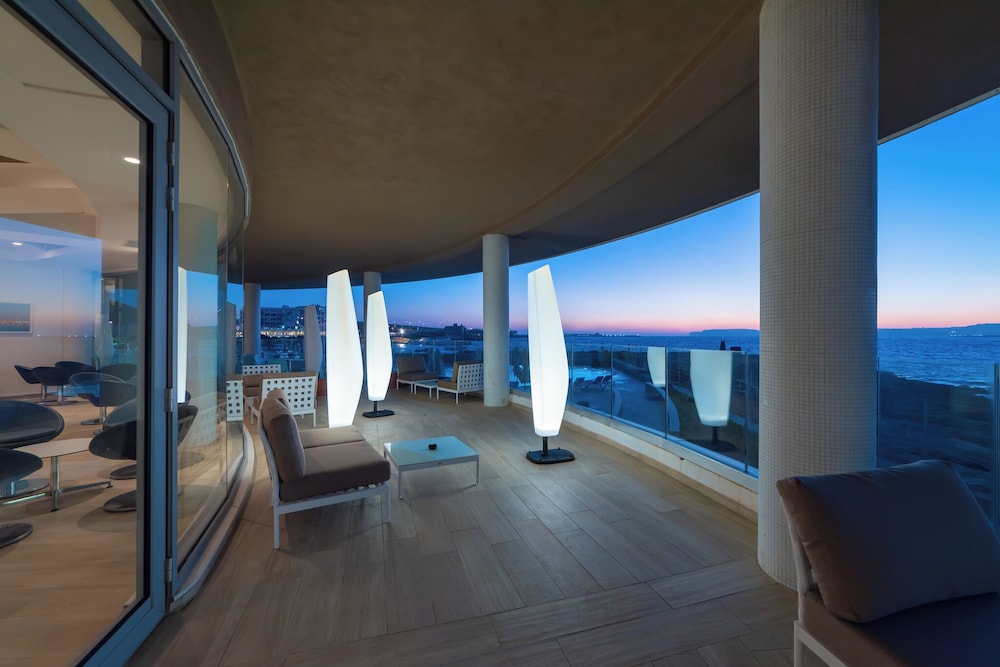 Ramla Bay Resort 46/72