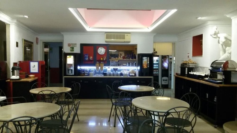 CENTER 1-2 20/23