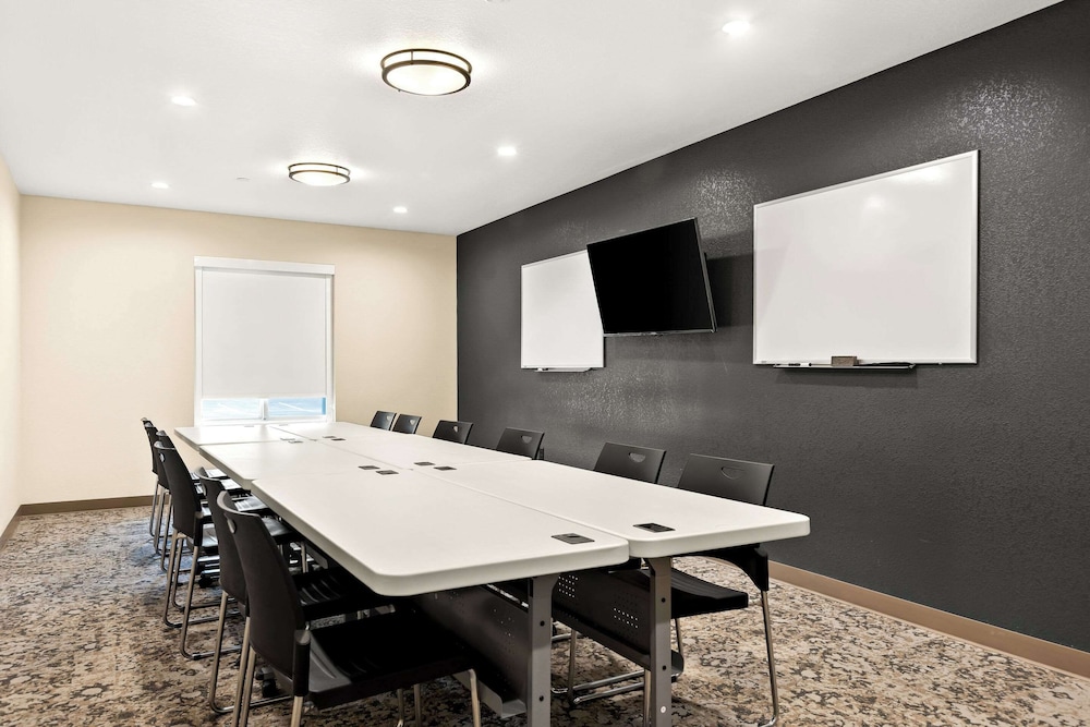 Everhome Suites Nampa Boise 20/32