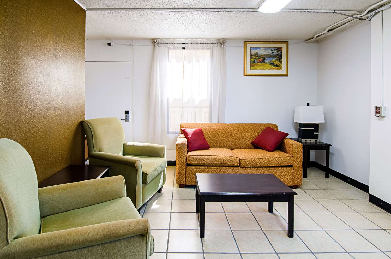 Travel Inn Bristol Near State Street (ex Rodeway Inn) 14/24