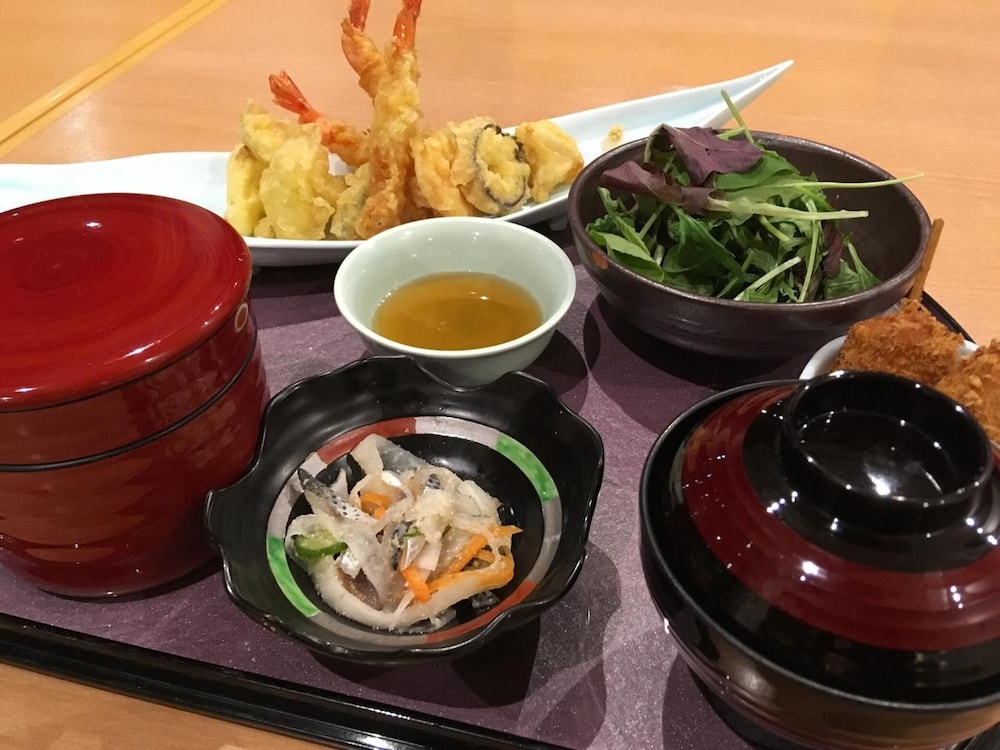 Blueport Hotel Kanda Kitakyushu Airport 24/40