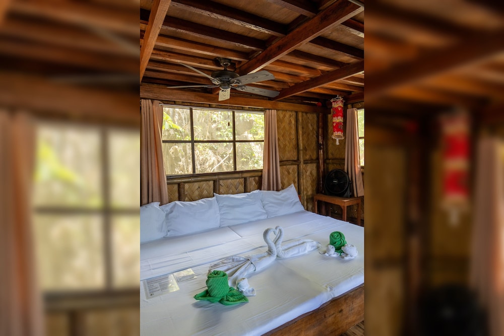 Sangat Island Dive Resort 12/50