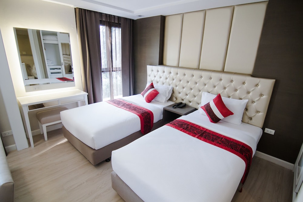 SUPERIOR, TWIN BEDS