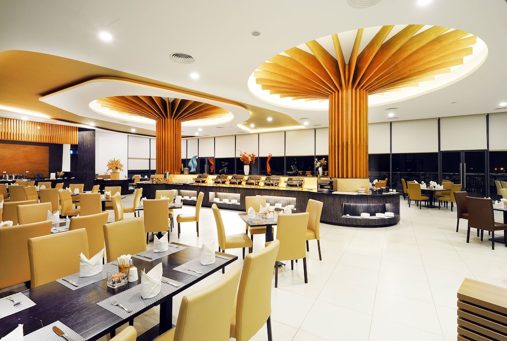 The Reed Hotel 36/50