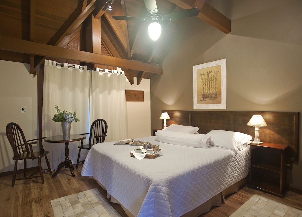 Hotel Canto Verde 34/77