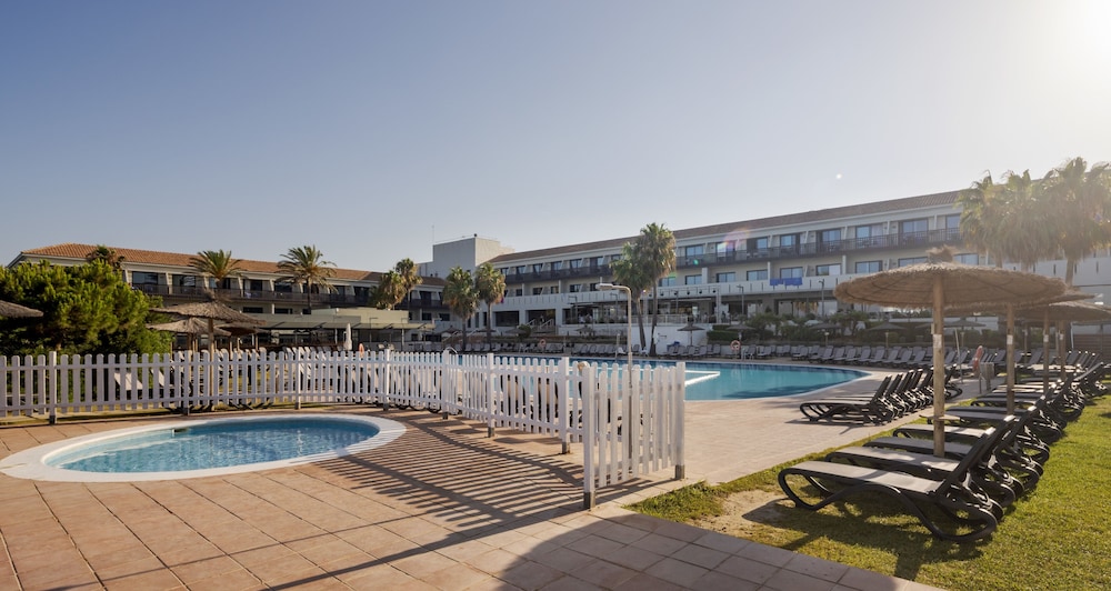 Ilunion Calas De Conil 42/64