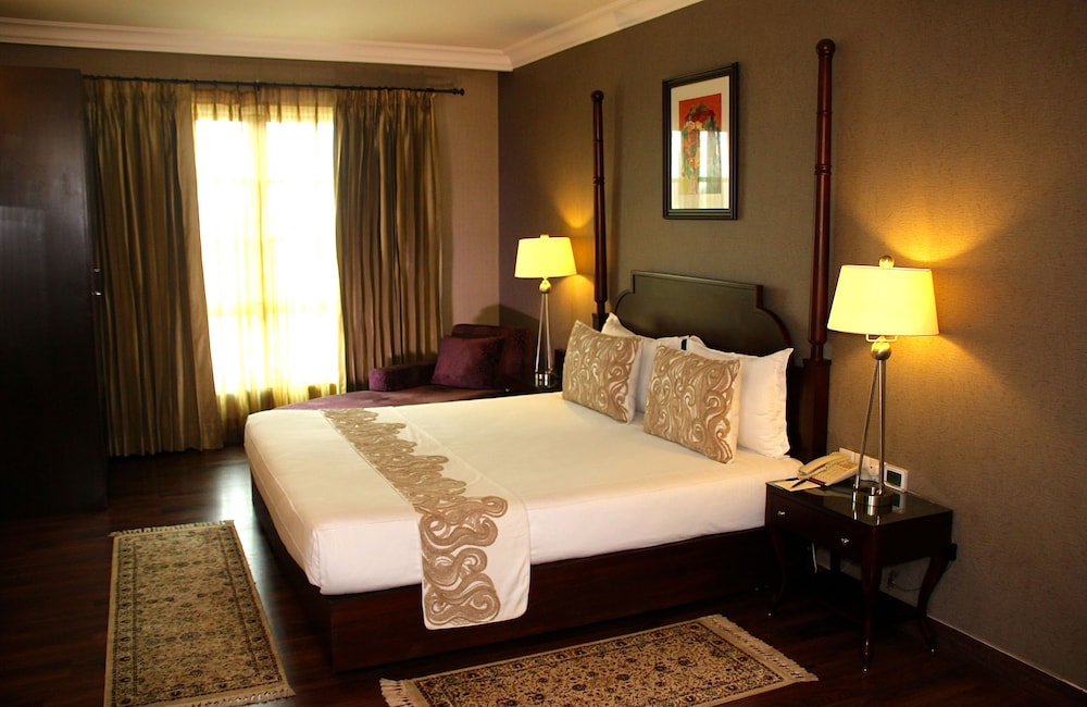 The Pllazio Hotel 17/50