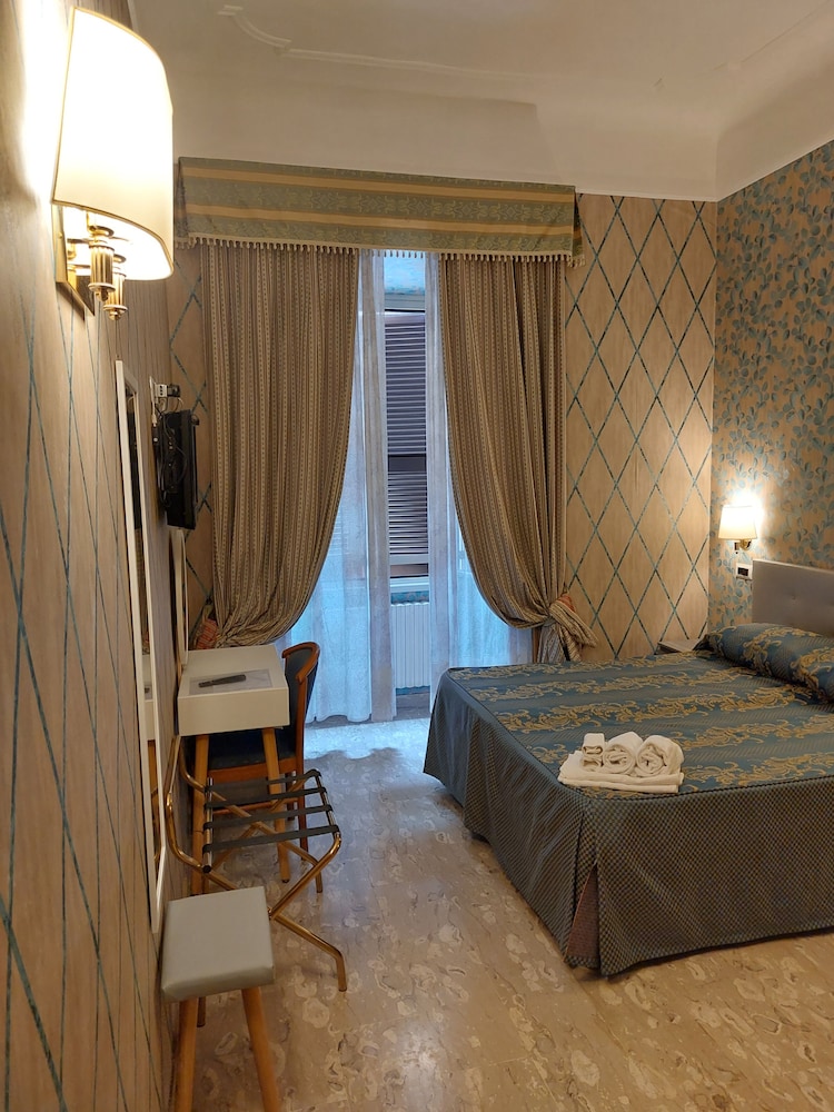 Hotel Demetra Capitolina 17/29